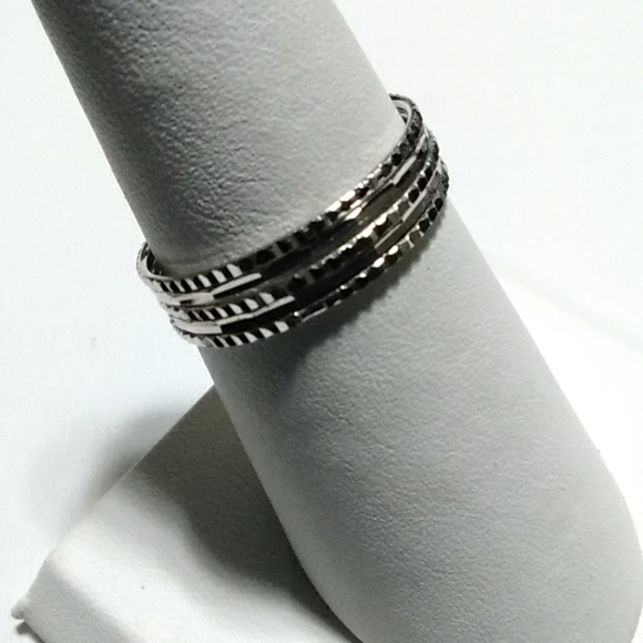 Sterling Ring - Picture 5 of 8